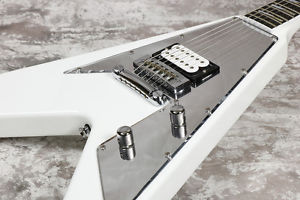 Washburn: Electric Guitar PSV2200 WH USED