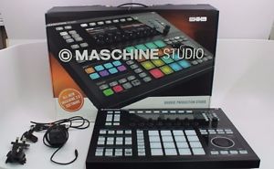 NATIVE INSTRUMENTS MASCHINE GROOVE PRODUCTION STUDIO 8GB- NO SOFTWARE