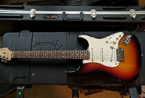 2007 Fender Stratocaster VG - great condition