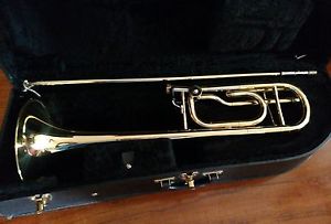 Very Nice Getzen Eterna 747 Trigger Trombone with Hard Case and Mpc