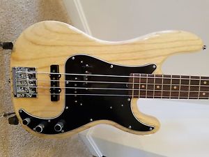 Fender Vintage Hot Rod 60s Precision Bass, Natural Finish, Nice! USA