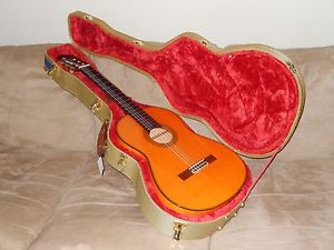 ABSOLUTELY FANTASTIC YAMAHA FC36 FLAMENCO CONCERT GUITAR IN MINT(Y) CONDITION