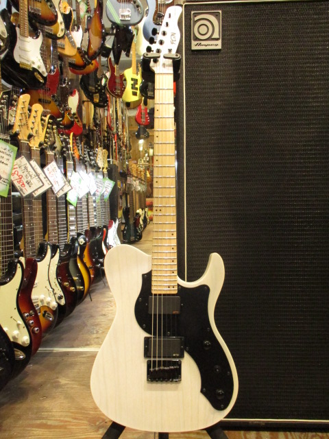 Used FUJIGEN (FgN) JIL-ASH-DE664-M TWF Transparent White Flat used electric guit
