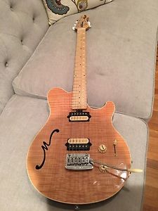 Ernie Ball MusicMan Axis Super Sport Semi Hollow / Barely played!