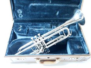 YAMAHA Xeno YTR-8335US Custom Trumpet w/Original case