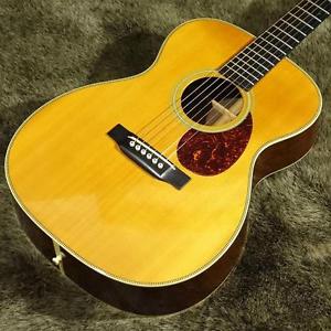 Martin,OM-28V, 2005, Good Condition, Flat top, with Hard Case