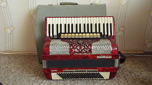 ACCORDION HORCH SUPERIOR GERMAN 120 BASS PERFECT SOUND
