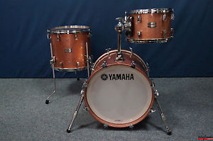 Yamaha Absolute Hybrid Maple Shellset  -  "Pink Champagne Sparke"  -  18,12,14"
