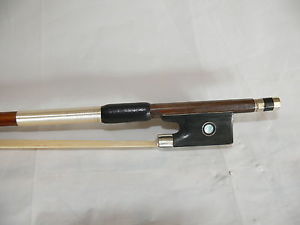 Violin Bow, Full size (4/4), Old/Vintage Excellent Condition and Ready to Play