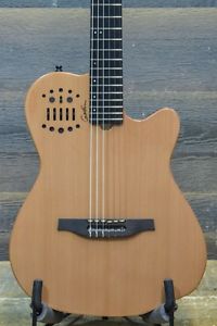 Godin Multiac ACS Cedar Natural "SF" SA El.-Classical Guitar w/ TRIC - #16482198