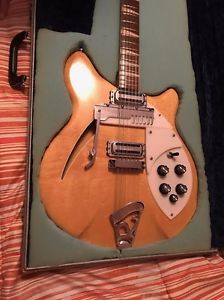 vintage rickenbacker 360/12 w/ converter comb. late 1967 very good condition.