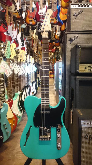 Used G & L ASAT Classic Semi-Hollow Belaire Green used electric guitar G & L Sem