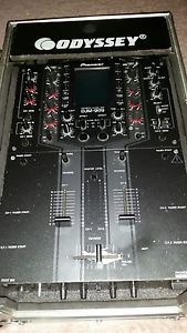 Pioneer DJM-909 Mixer W/ Odyssey Flight Case