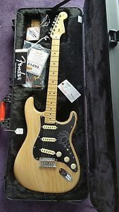 fender limited edition stratocaster