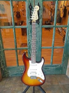 Fender Deluxe Stratocaster HSS Electric Guitar w/ Gig Bag w/ IOS Connectivity