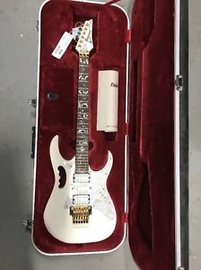 New With Case Ibanez Jem 7V White Steve Via Model Electric Guitar Tree Of Life