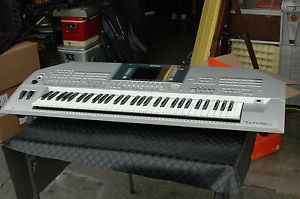 YAMAHA TYROS 2 working but has display screen issue **READ**