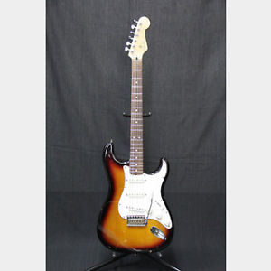 Fender Japan ST-50 Sunburst Stratocaster E-Guitar Made in Japan Free Shipping