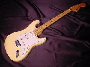 Fender Stratocaster Hard Tail 1973 Vintage w / Hardcase FREE SHIPPING