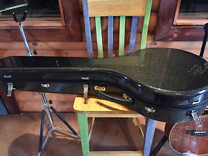 Karura Carbon Fiber Banjo Case