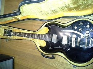 Vintage Black SUPER STUD ampeg 500, 1970's electric guitar