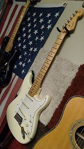USA Fender Stratocaster White - the Last American Standard