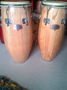 Alex Aucana _ Gon Bops _ congas _ Bongos