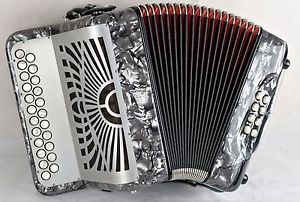 Manfrini Irish III - B/C Melodeon Diatonic - 3 Voice - Top Quality Italian