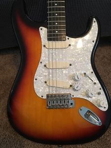 Fender Strat w/Graphite Neck +UPGRADES!