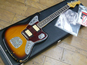 Fender: Electric Guitar Kurt Cobain Jaguar USED