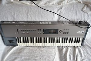 Korg N364 workstation .Little sister of the N264. Completely cleaned in/outside.