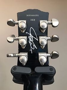 Gibson Les Paul Custom Shop Joe Bonamassa Aged Goldtop - Signed with 2 cases