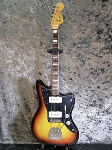 Fender Jazz Master '77 Used  w/ Hard case