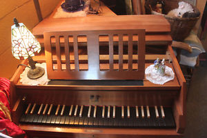 POST WWII WESTERN GERMANY HARPSICHORD BEAUTIFUL TONE COMBINATIONS