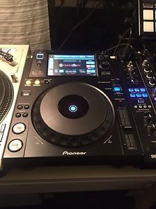 2 - Pioneer XDJ-1000 DJ Decks MINT Condition!!!!