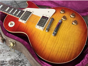 Gibson custom shop made in 2013  It is 59 years Reissue model.