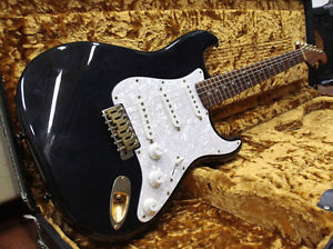 SCHECTER Stratocaster Type Trans Black Used  w/ Gigbag
