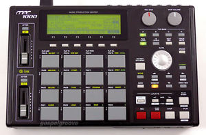 Akai MPC-1000 schwarz Sampler Groovebox CF-Cards & Neuwertiger Zustand + GEWÄHR