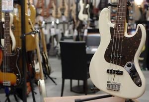 NEW Fender Exclusive Series /Classic Special 60s Jazz Bass VWH FROM JAPAN/512