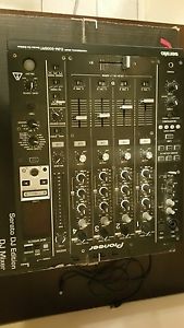 Pioneer DJM 900 SRT DJ Mixer (Serato Edition) Excellent Condition with oem box