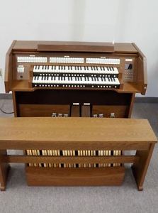 Viscount Chorum 60 Deluxe Church Organ