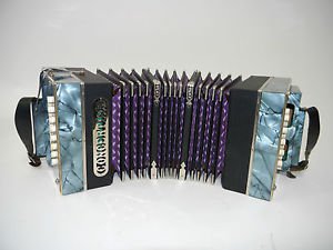 Konzertina, Concertina, TOP Zustand,   Antiquität, gestimmt