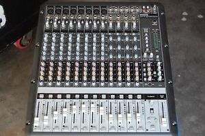 Mackie Onyx 1640 Mixer with fire wire card