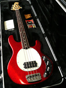 MUSIC MAN: 2014 Limited Edition StingRay SR-4 Cardinal Red Sparkle Rosewood USED