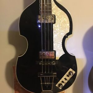 Hofner HCT-500/1 Contemporary Series Violin Bass - Black W/OHSC. NO RESERVE