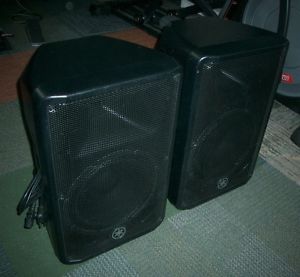 Yamaha DBR12 Powered Speaker (pair)