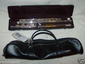 Yamaha flute w/ GOLD lip-plate! intermediate model YFL-461H / LPGP series + case
