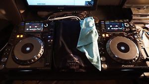 TWO Pioneer CDJ Nexus 2000 Mint-Cables Included and Original Boxes.