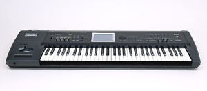 Korg Triton Extreme 61 Limited Black Edition (RARE)