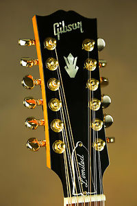 Gibson Hummingbird 12-string Heritage Cherry Sunburst Acoustic Guitar